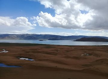 mongolia/khar-nuur/landmark/khar-lake
