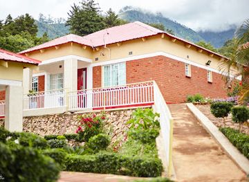 malawi/zomba-plateau/landmark/trinity-homes-and-treats