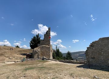 albania/delvina/landmark/kanina-castle