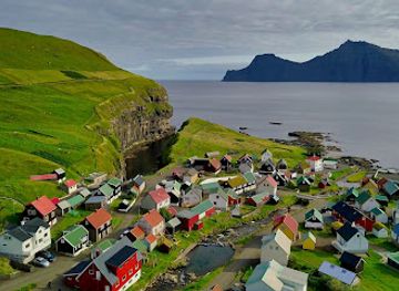 faroe-islands/tvoroyri/landmark/foroya-grotvirki