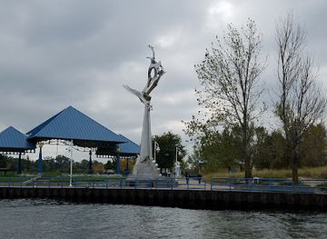 michigan/st-joseph/landmark/tiscornia-park-st-joseph