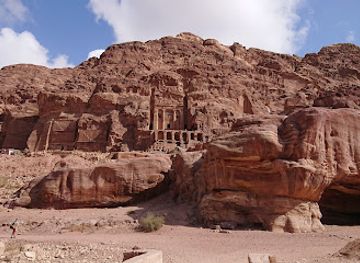 jordan/petra/landmark/the-monastery