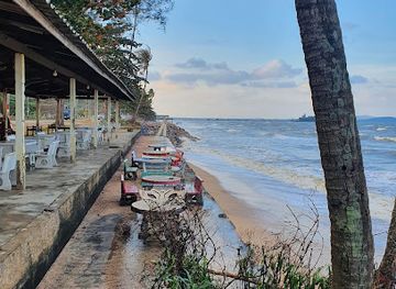 thailand/chumphon/landmark/pharadonphap-beach