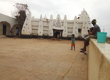 ghana/bono-east-region/landmark/larabanga-mystic-stone