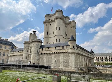 france/ile-de-france/landmark/chateau-de-vincennes