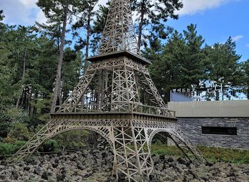 south-korea/jeju-city/landmark/sumokwon-theme-park