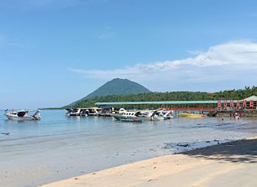 indonesia/pulau-bunaken/landmark/balai-taman-nasional-bunaken