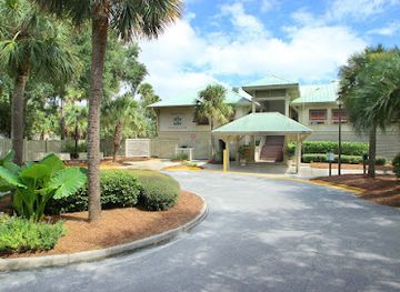 south-carolina/hilton-head-island/landmark/shipyard-poa