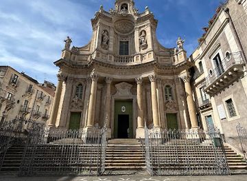italy/catania/landmark/basilica-della-collegiata