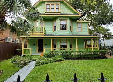 texas/houston/landmark/harper-house