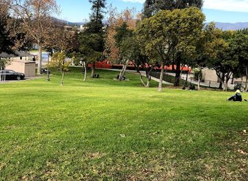 california/monterey-park/landmark/barnes-park-amphitheater