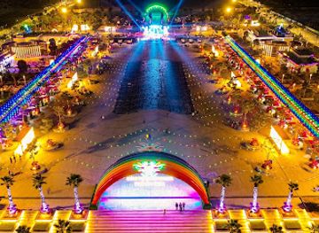 vietnam/ha-long/landmark/halong-night-market
