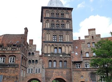 germany/holstein/landmark/burgkloster-monasterio-del-castillo