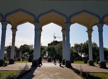 uzbekistan/tashkent/landmark/alisher-navoi-monument