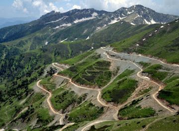 india/kashmir-valley/landmark/sinthan-top