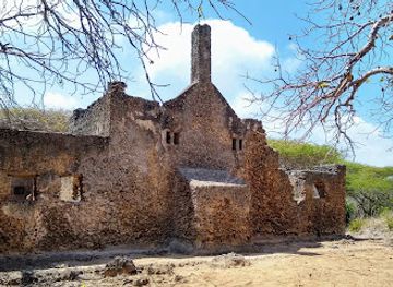 kenya/lamu-island/landmark/takwa-ruins