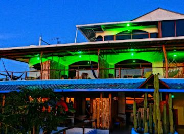 ecuador/puerto-baquerizo-moreno/landmark/casa-playa-mann