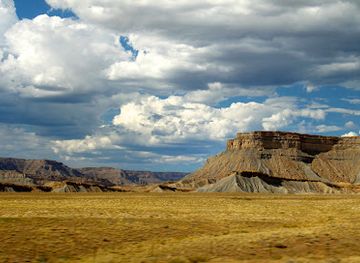 utah/uintah-basin/landmark/book-cliffs