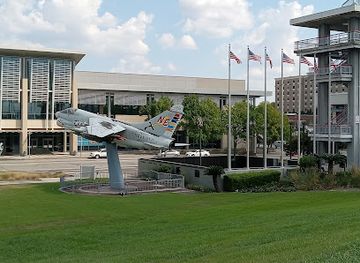 louisiana/baton-rouge/lsu-south/landmark/riverfront-plaza-city-dock