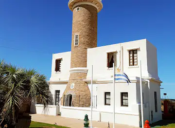 Muelle - Faro de Punta Carretas