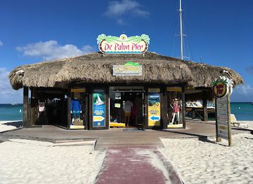 aruba/palm-beach/landmark/de-palm-pier