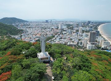 vietnam/vung-tau/landmark/jesus-christ-statue