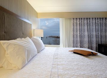 wisconsin/green-bay/landmark/hampton-inn-green-bay-downtown