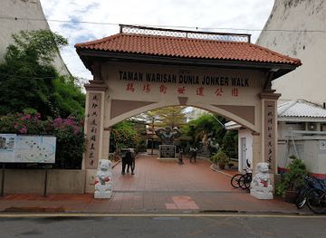 malaysia/malacca/jonker-street/landmark/taman-warisan-dunia-jonker-walk