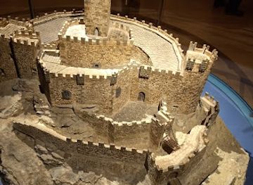 spain/navarre/landmark/castillo-de-javier