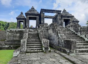 indonesia/yogyakarta/landmark/ratu-boko-temple