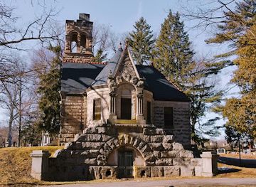 indiana/fort-wayne/landmark/lindenwood-cemetery