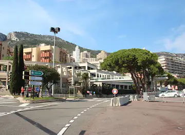 Juan Manuel Fangio Statue