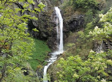 bulgaria/southwest-bulgaria/landmark/ovchartsi-waterfall-goritsa