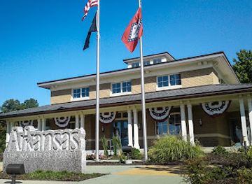 arkansas/delta/landmark/arkansas-welcome-center-at-helena-west-helena