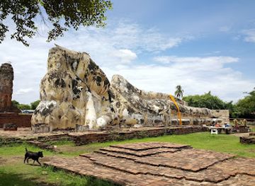 thailand/ayutthaya-province/landmark/wat-lokkayasutha