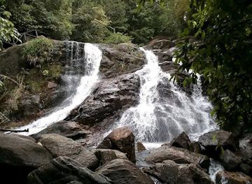 sri-lanka/southern-province/landmark/andahelena-ella-elpitiya-waterfall