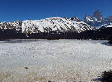 argentina/los-glaciares-national-park/landmark/centro-de-visitantes-guardaparque-ceferino-fonzo-parque-nacional-los-glaciares