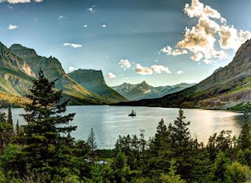 montana/glacier-national-park/landmark/glacier-institute