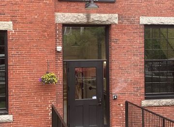 maine/biddeford/landmark/batson-river-brewing-distilling-biddeford