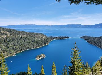 california/lake-tahoe/landmark/bayview-trailhead