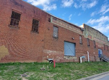 tennessee/johnson-city/landmark/quantum-leap-trampoline-sports-arena
