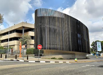 south-africa/johannesburg/rosebank/landmark/everard-read