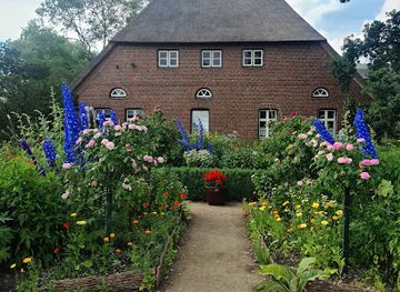 germany/holstein/landmark/ellerhoop-thiensen-arboretum