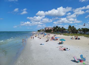 florida/fort-myers/fort-myers-beach/landmark/times-square