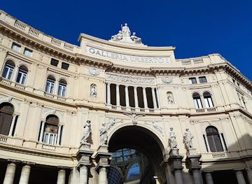italy/campania/landmark/galleria-borbonica