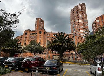 colombia/bogota/zona-rosa/landmark/parque-de-la-independencia