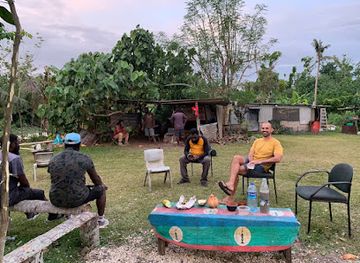 vanuatu/shefa-province/landmark/nevanei-nakamal-kava-bar
