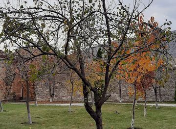 azerbaijan/shaki/landmark/ski-sheri