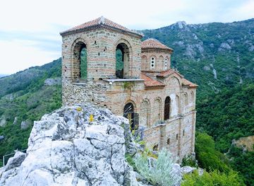 bulgaria/southeast-bulgaria/landmark/asen-s-fortress
