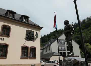 luxembourg/vianden/landmark/g-i-monument